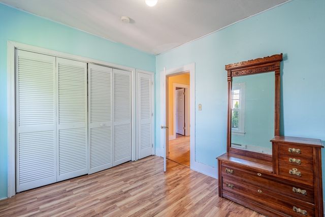 14 Holyoke St, Easthampton, MA 01027