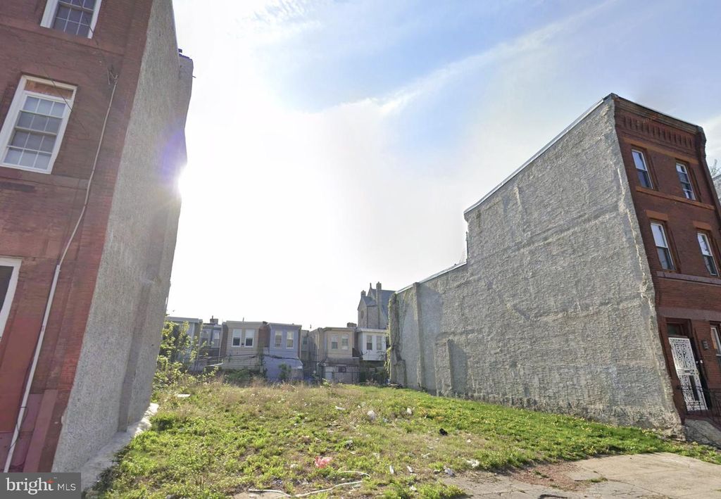 2121 N 21ST ST, Philadelphia, PA 19121