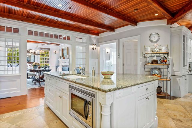 373 Lakeshore Drive, New London, NH 03257