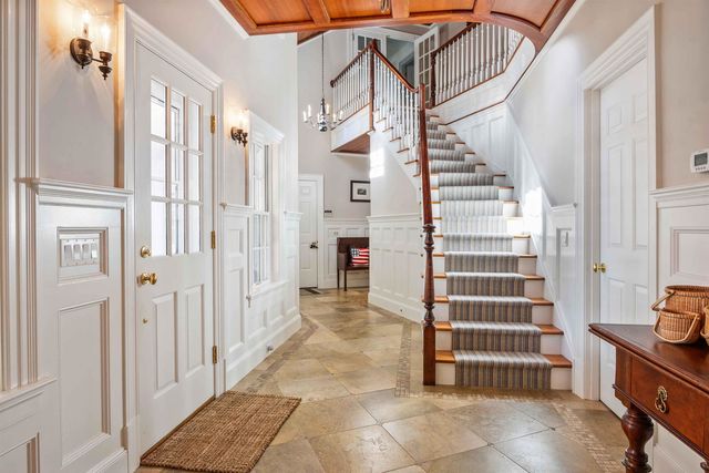 373 Lakeshore Drive, New London, NH 03257