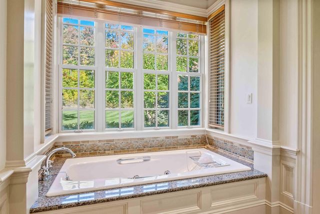 373 Lakeshore Drive, New London, NH 03257