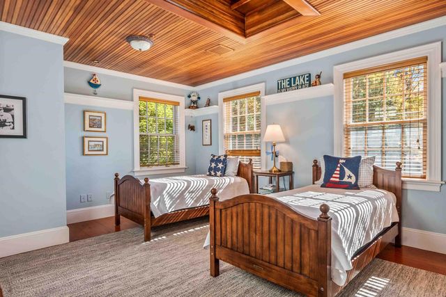 373 Lakeshore Drive, New London, NH 03257