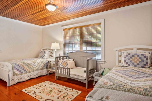 373 Lakeshore Drive, New London, NH 03257