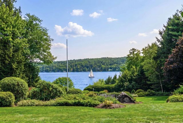 373 Lakeshore Drive, New London, NH 03257
