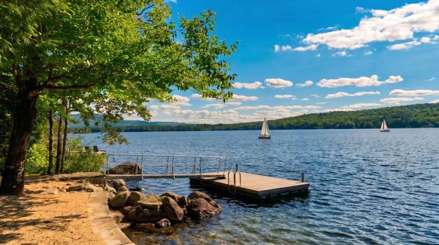 373 Lakeshore Drive, New London, NH 03257