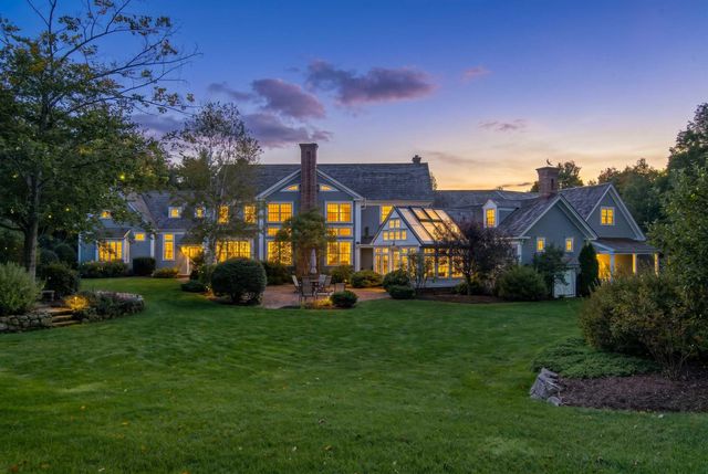 373 Lakeshore Drive, New London, NH 03257