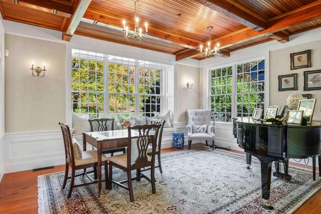 373 Lakeshore Drive, New London, NH 03257