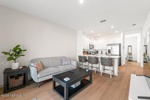 281 ANNIES Place, Jacksonville, FL 32218