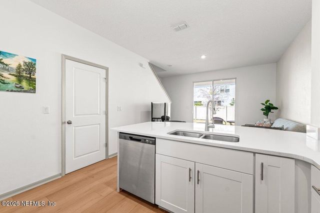 281 ANNIES Place, Jacksonville, FL 32218