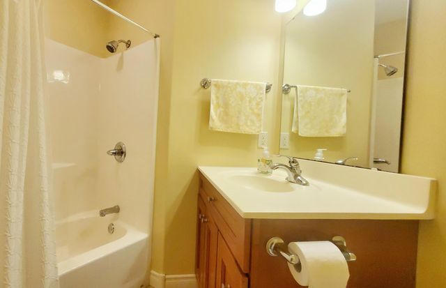 2517 7th Avenue SE, Willmar, MN 56201