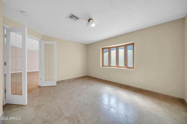 1450 E ROYAL PALM Road, Phoenix, AZ 85020
