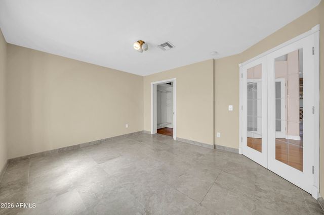 1450 E ROYAL PALM Road, Phoenix, AZ 85020