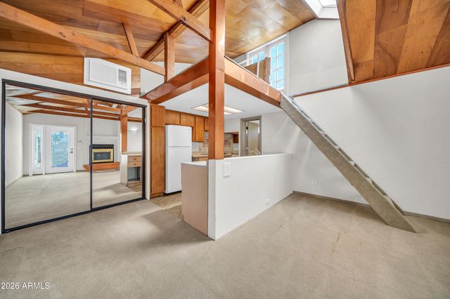 1450 E ROYAL PALM Road, Phoenix, AZ 85020
