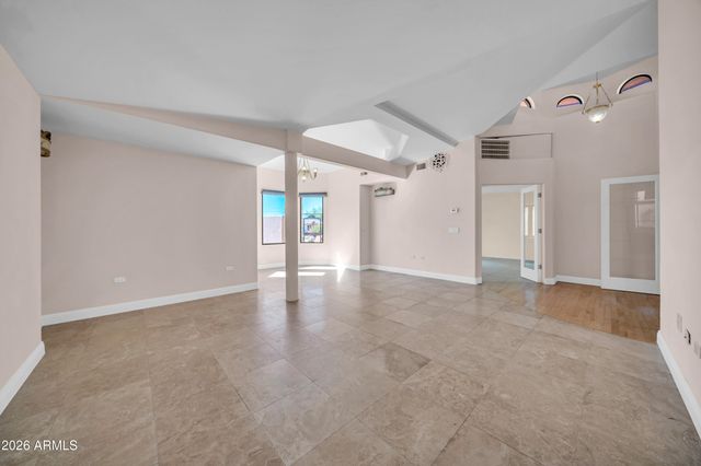 1450 E ROYAL PALM Road, Phoenix, AZ 85020
