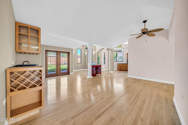 1450 E ROYAL PALM Road, Phoenix, AZ 85020