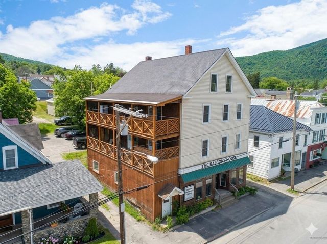 8 Parsons Street, Colebrook, NH 03576