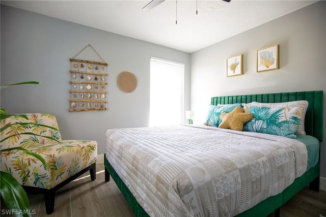 528 14th ST N, Naples, FL 34102