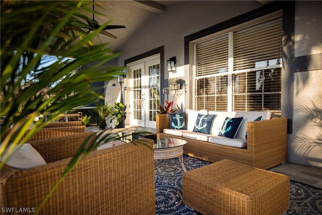 528 14th ST N, Naples, FL 34102