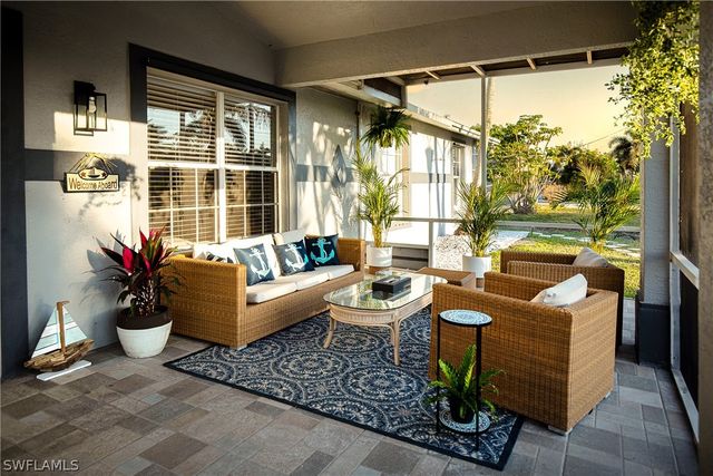 528 14th ST N, Naples, FL 34102