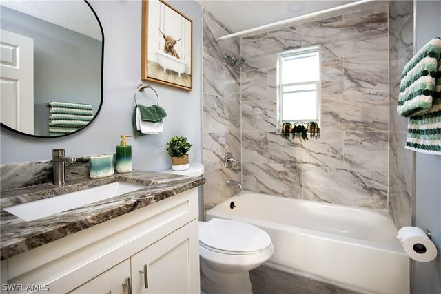 528 14th ST N, Naples, FL 34102