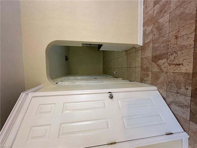 3633 Kim TER, Virginia Beach, VA 23452