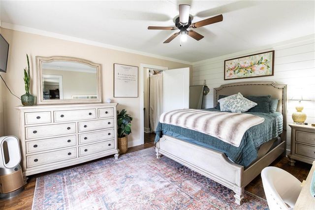 2737 Oliver Road, Westlake, LA 70669