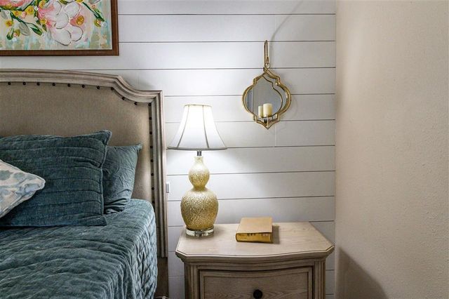 2737 Oliver Road, Westlake, LA 70669