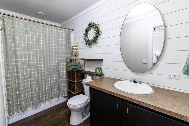 2737 Oliver Road, Westlake, LA 70669