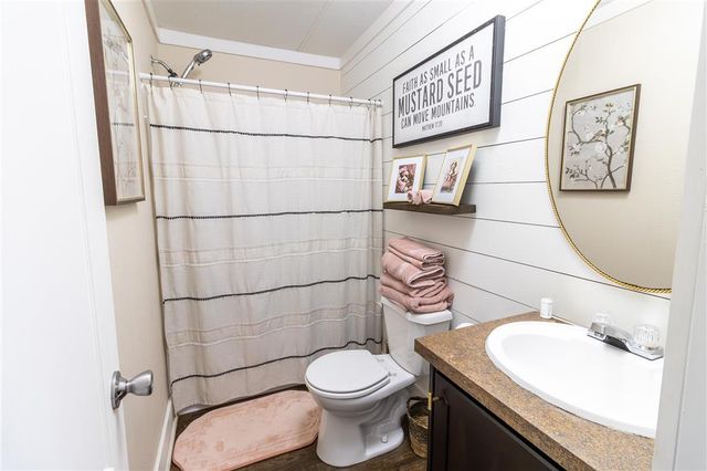 2737 Oliver Road, Westlake, LA 70669