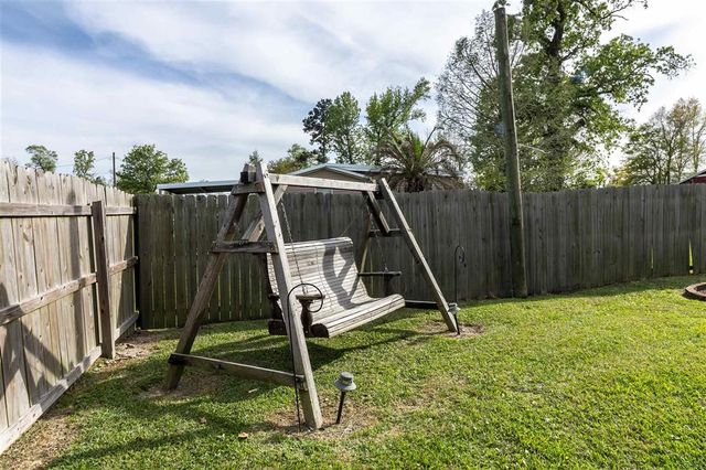 2737 Oliver Road, Westlake, LA 70669