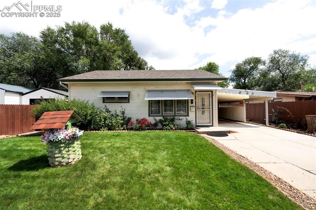 909 S Arcadia Street, Colorado Springs, CO 80903