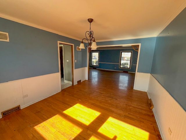 15900 Avalon Avenue, South Holland, IL 60473