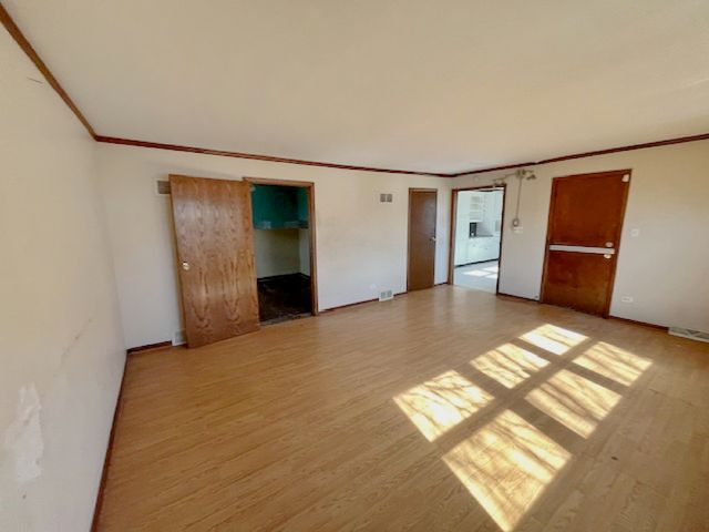 15900 Avalon Avenue, South Holland, IL 60473