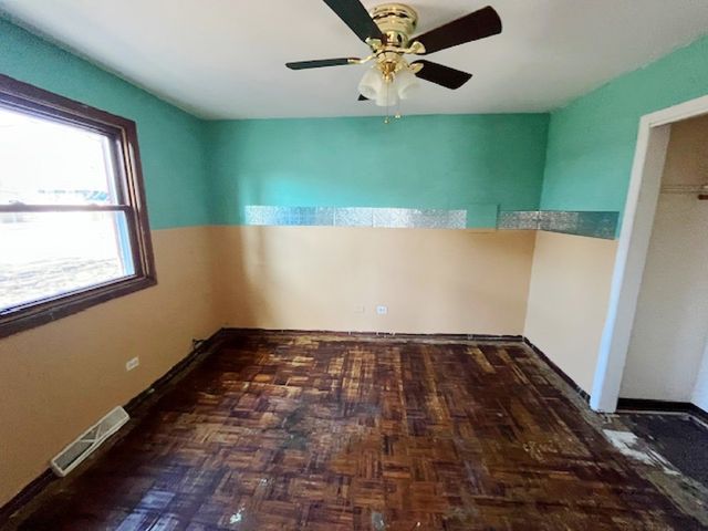 15900 Avalon Avenue, South Holland, IL 60473