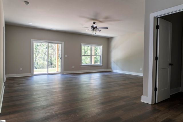 29 Montgomery Street, Greenville, SC 29609