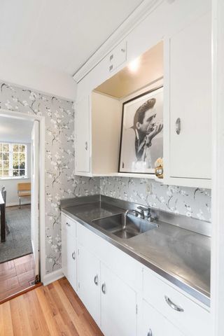 2545 N Hobson Avenue, North Charleston, SC 29405