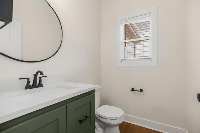 10505 N Flora Avenue, Kansas City, MO 64155