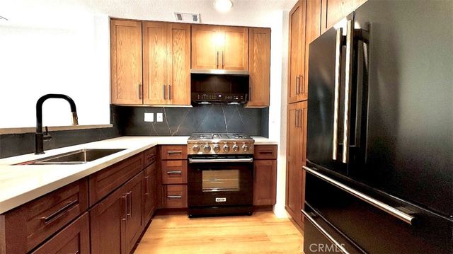 1201 Orlando, Tustin, CA 92780