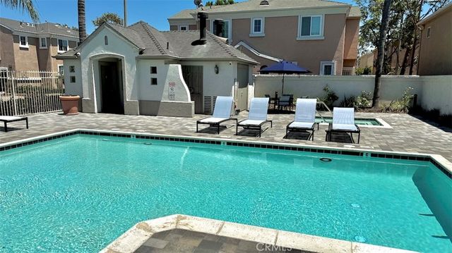 1201 Orlando, Tustin, CA 92780