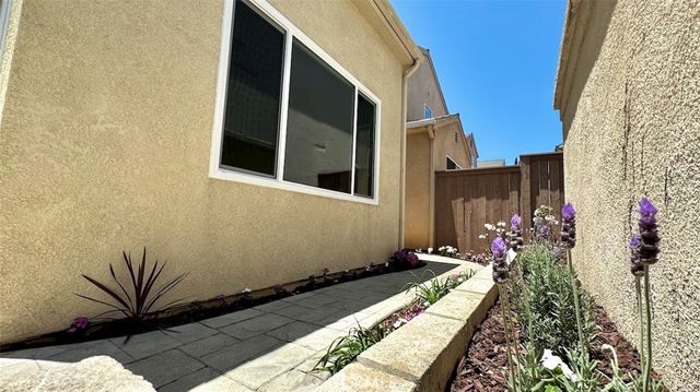 1201 Orlando, Tustin, CA 92780