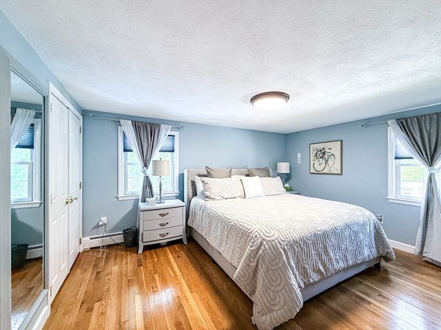 17 Robin Rd, Milford, MA 01757