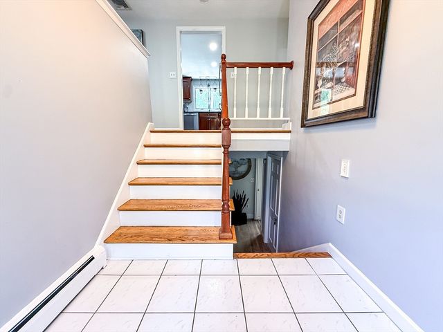 17 Robin Rd, Milford, MA 01757