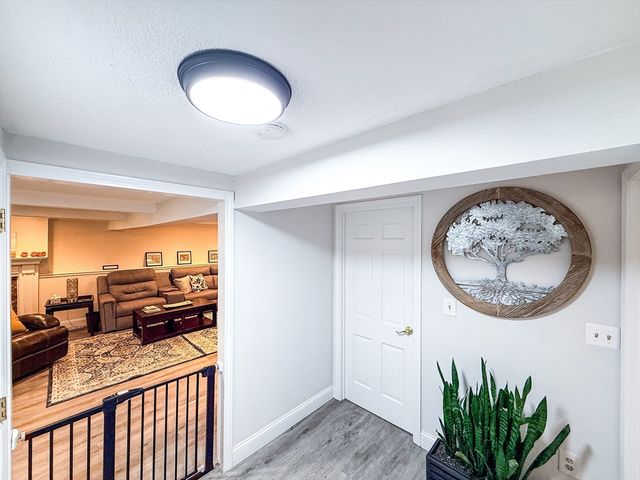 17 Robin Rd, Milford, MA 01757