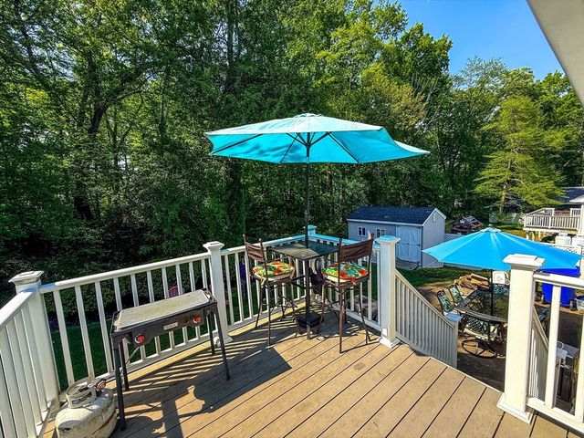 17 Robin Rd, Milford, MA 01757