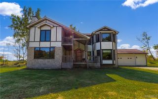 1442 Boies Road, Aurora, NY 14052
