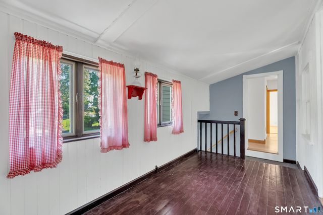 58 Grove St Extension, Branford, CT 06405