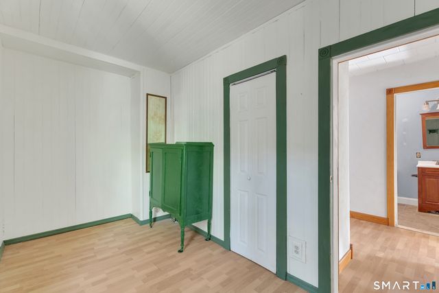 58 Grove St Extension, Branford, CT 06405