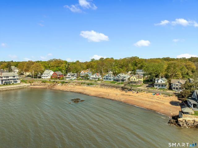 58 Grove St Extension, Branford, CT 06405