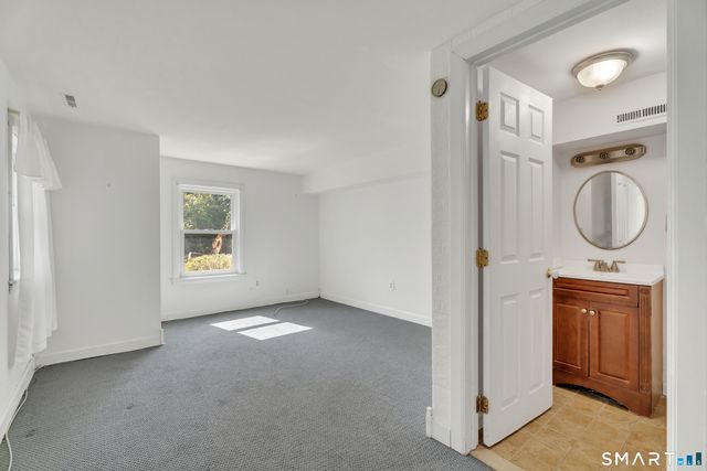 58 Grove St Extension, Branford, CT 06405