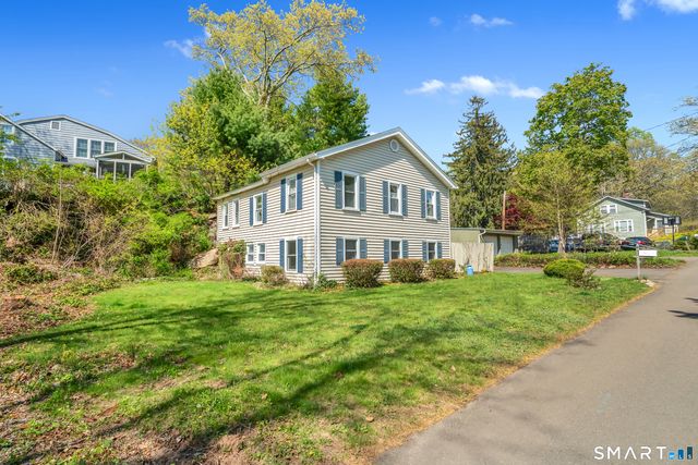 58 Grove St Extension, Branford, CT 06405